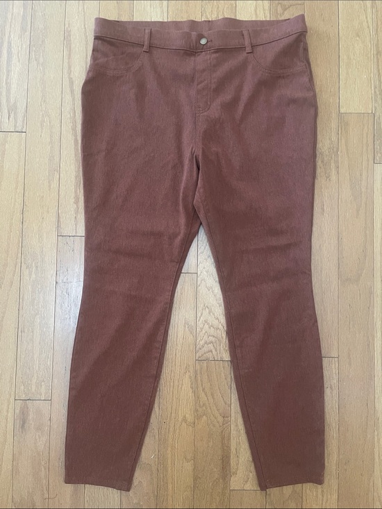 Denim - Women’s Stretch Pull On Slim Jean Leggings in Rust